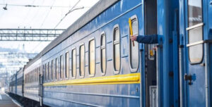 Чоловік купив квиток до «жіночого купе»: провідниця його пропустила