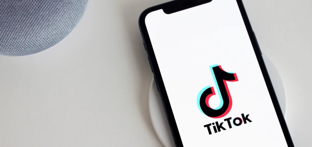 Канада хоче закрити офіси TikTok у країні. Фото: double.news