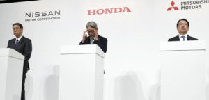 Nissan і Honda планують об’єднатися й створити холдинг