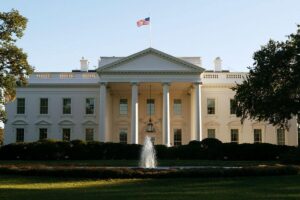 Адміністрація Трампа припинила розслідування воєнних злочинів РФ